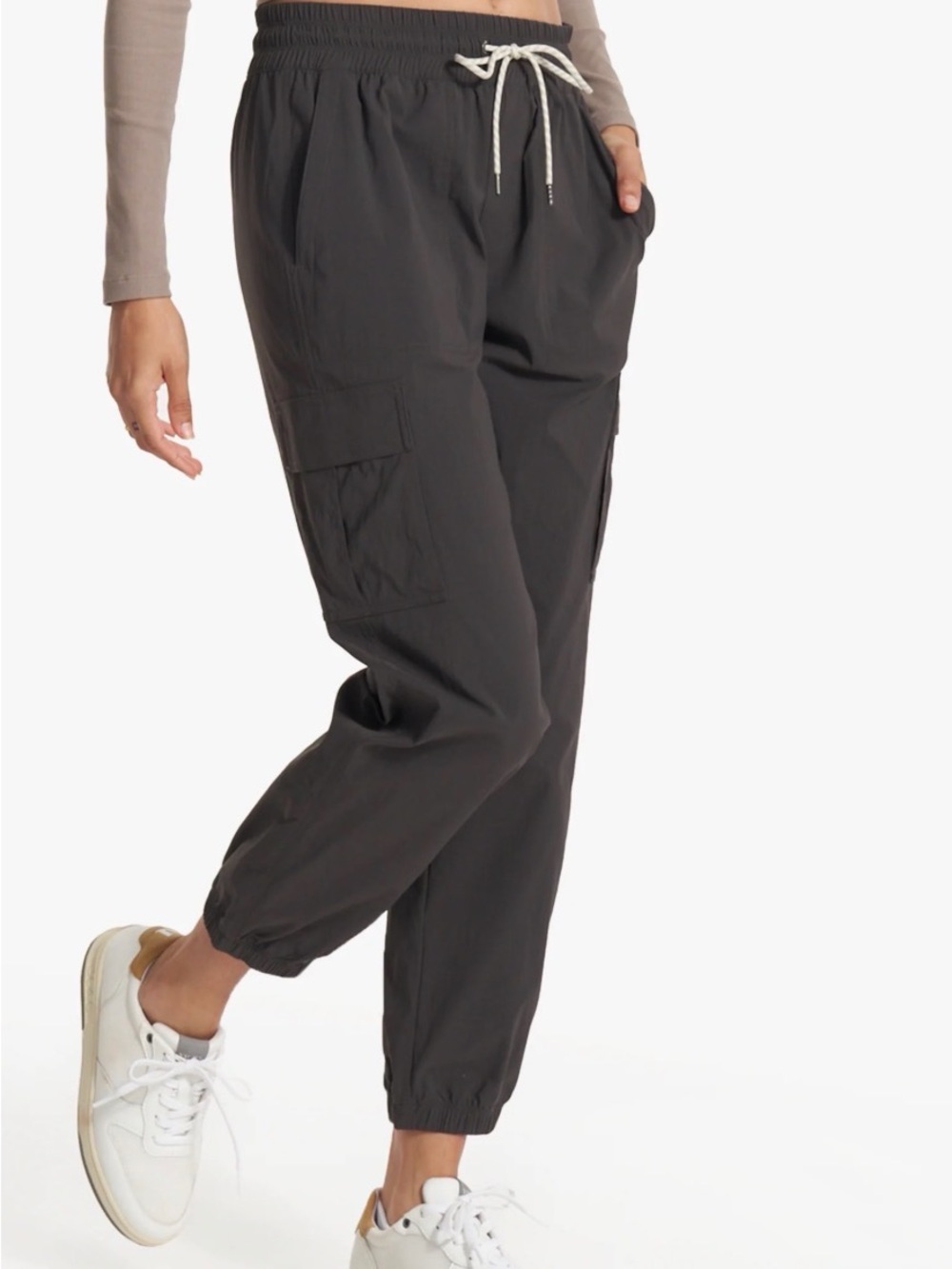Vuori Scout Cargo Jogger Pant Size Medium (EUC)